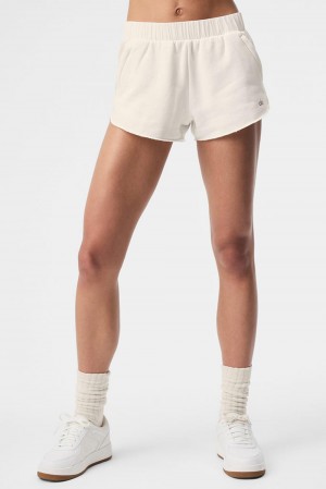 Short Alo Yoga In The Air Dolphin Mujer Ivory | Colombia CUNV-35017