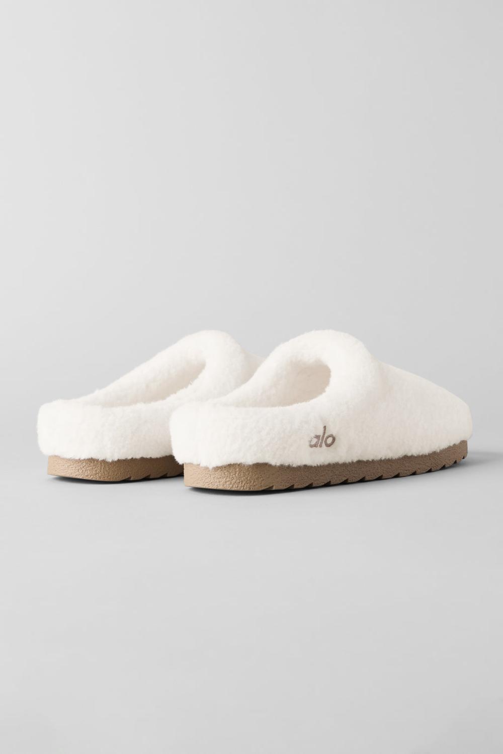 Pantuflas Alo Yoga Sherpa Recovery Mujer Ivory | Colombia  EVHK-48739