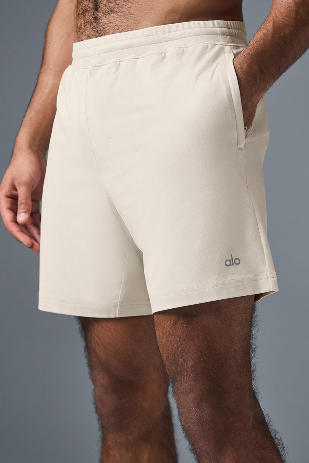 Short Alo Yoga 7