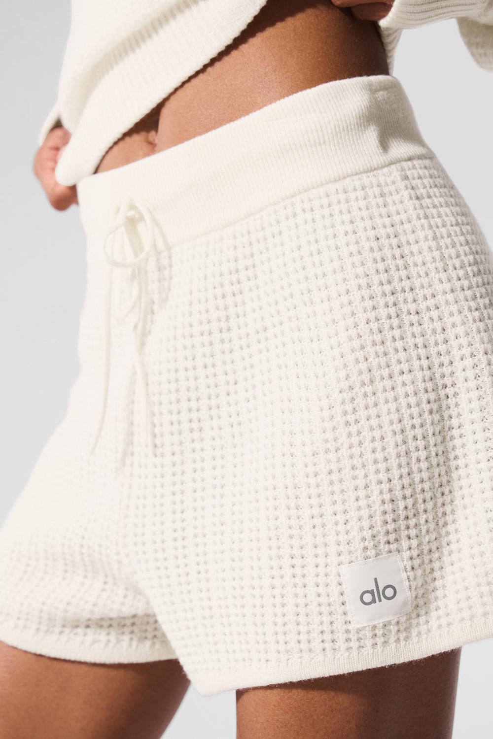 Short Alo Yoga Cashmere High-Waist Plush Waffle Mujer Ivory | Colombia  AMXP-36589